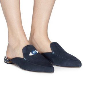 Gigi Hadid x Stuart Weitzman Eyelove Mule